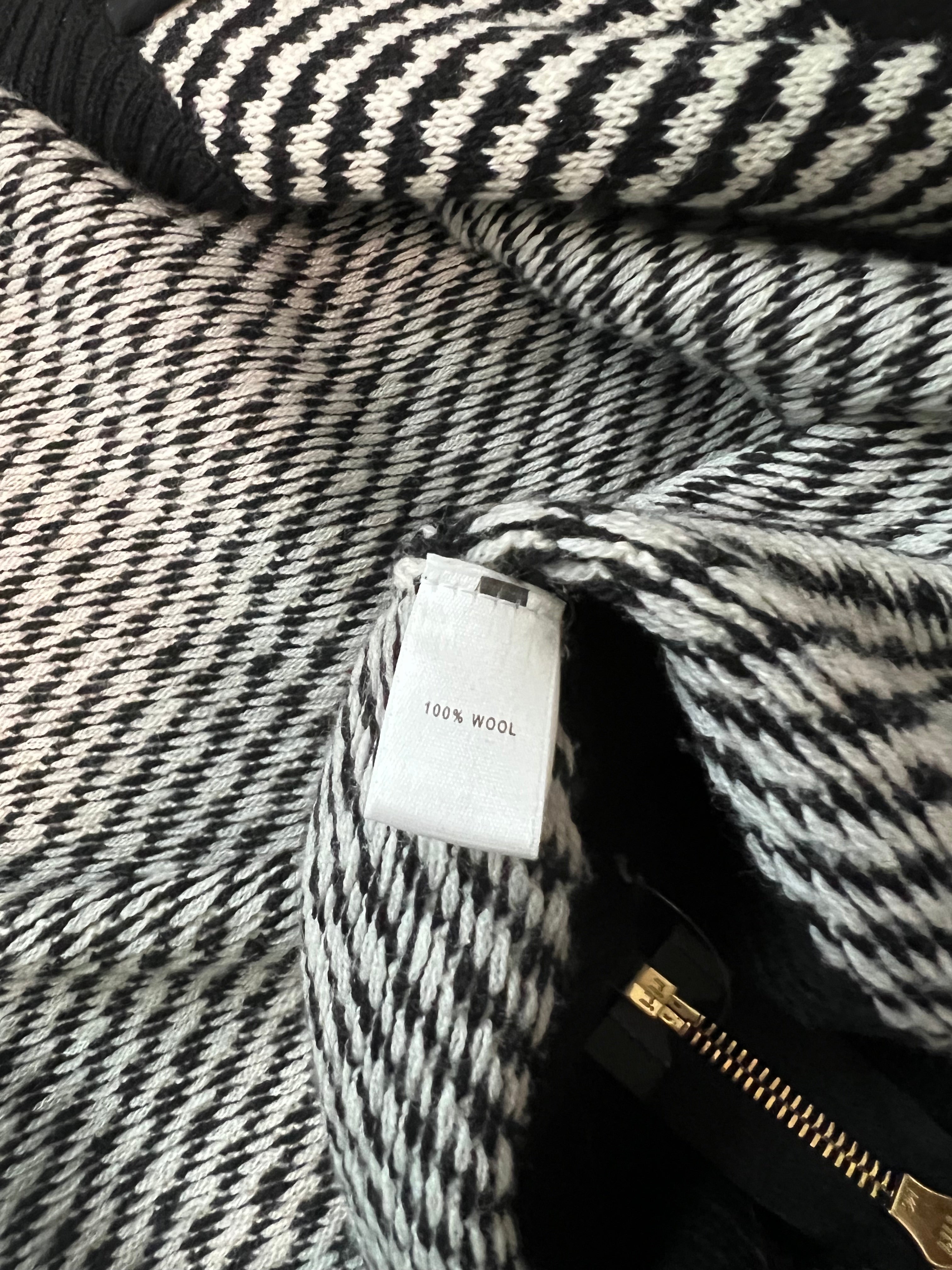 St. John Black & White Stripe Zip-Up Knit Jacket | Size Small