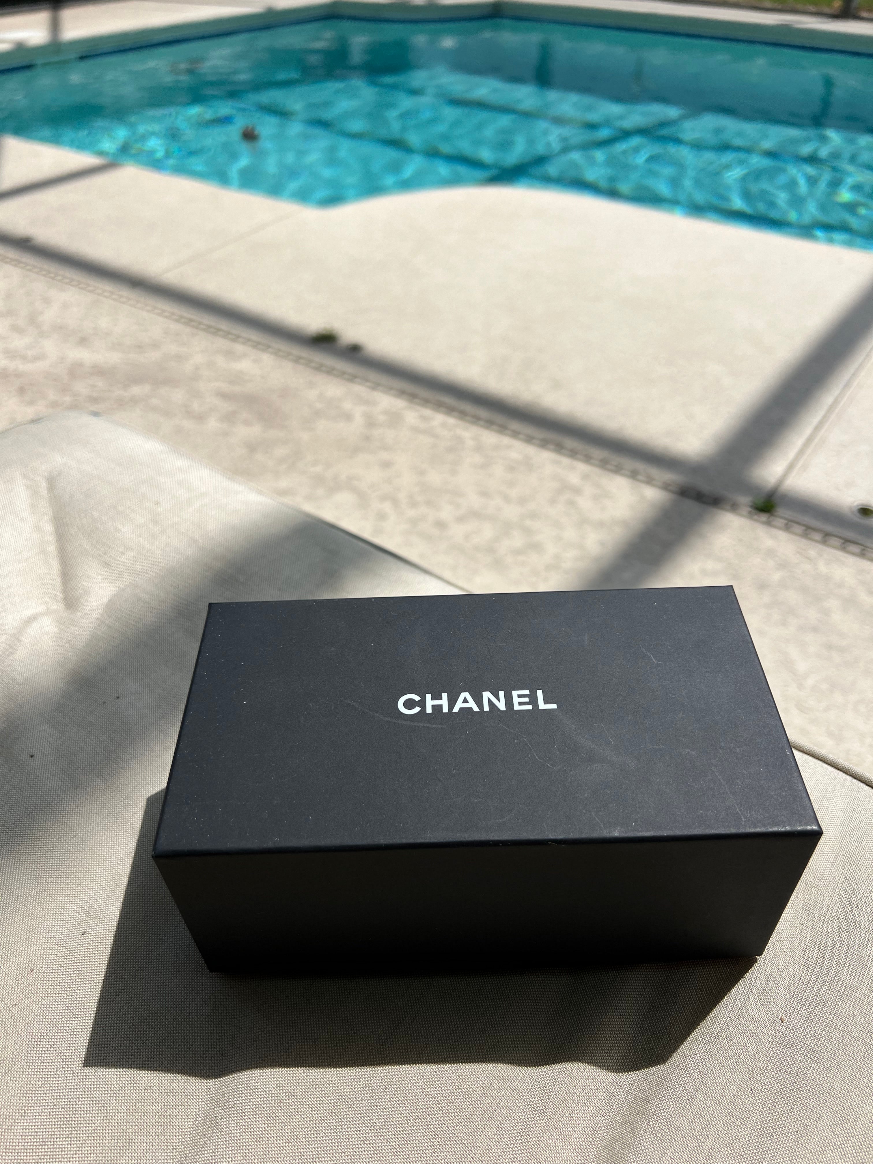 CHANEL 71709A Chain-Link Square Sunglasses | Pale Pink | Complete Set