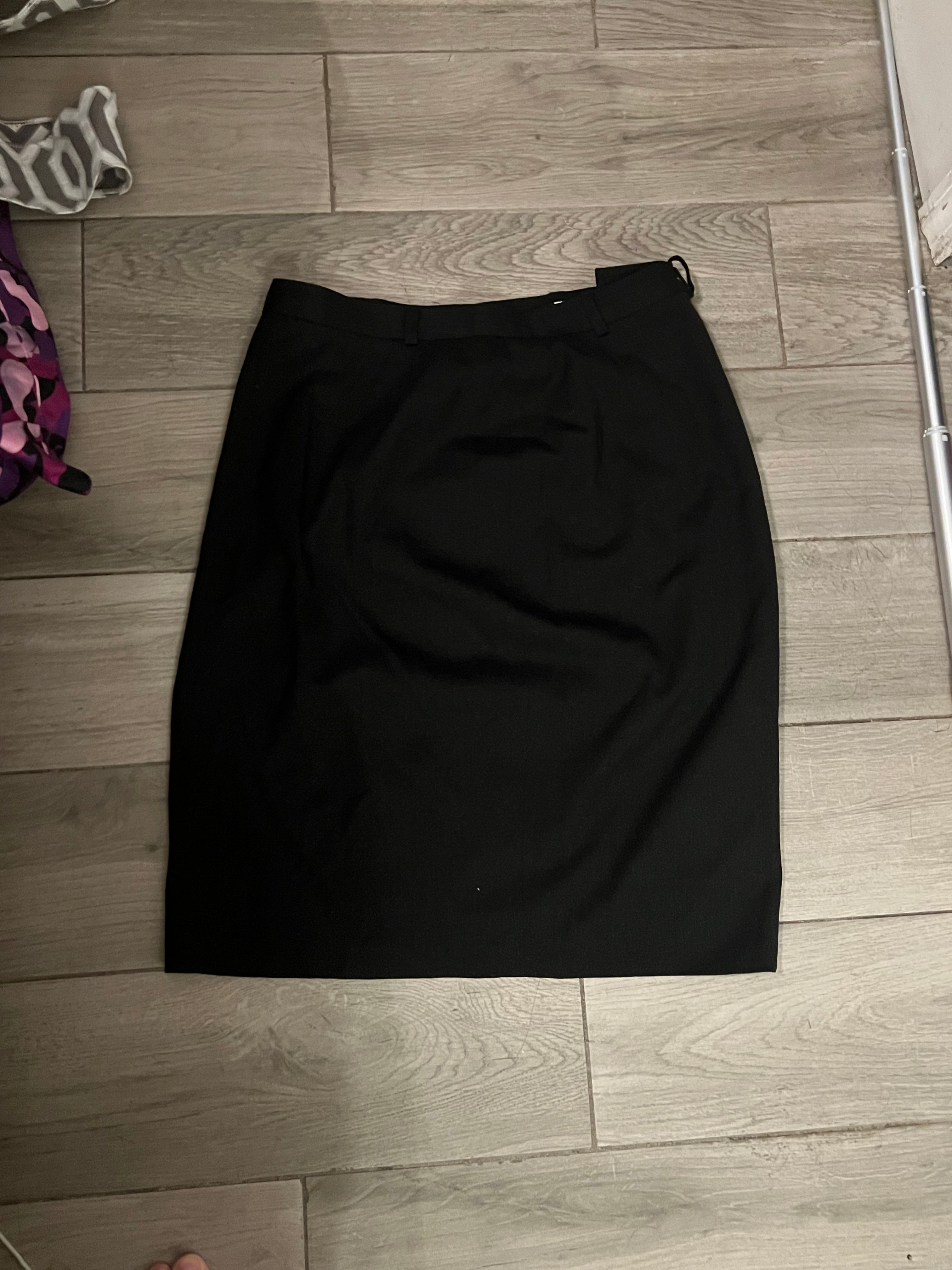 Vintage Escada Wool Mini Skirt — Dark Navy | EU 40