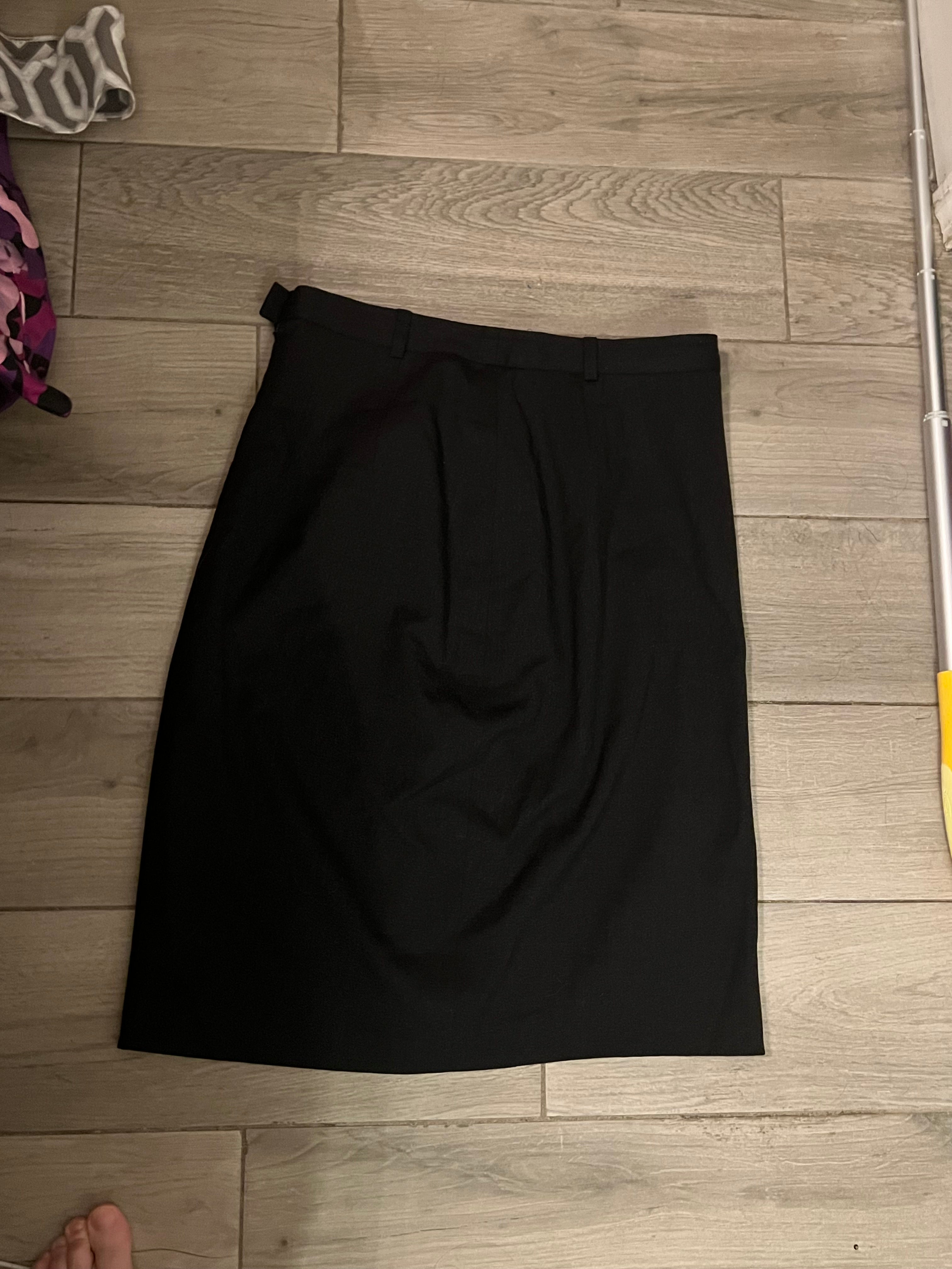 Vintage Escada Wool Mini Skirt — Dark Navy | EU 40
