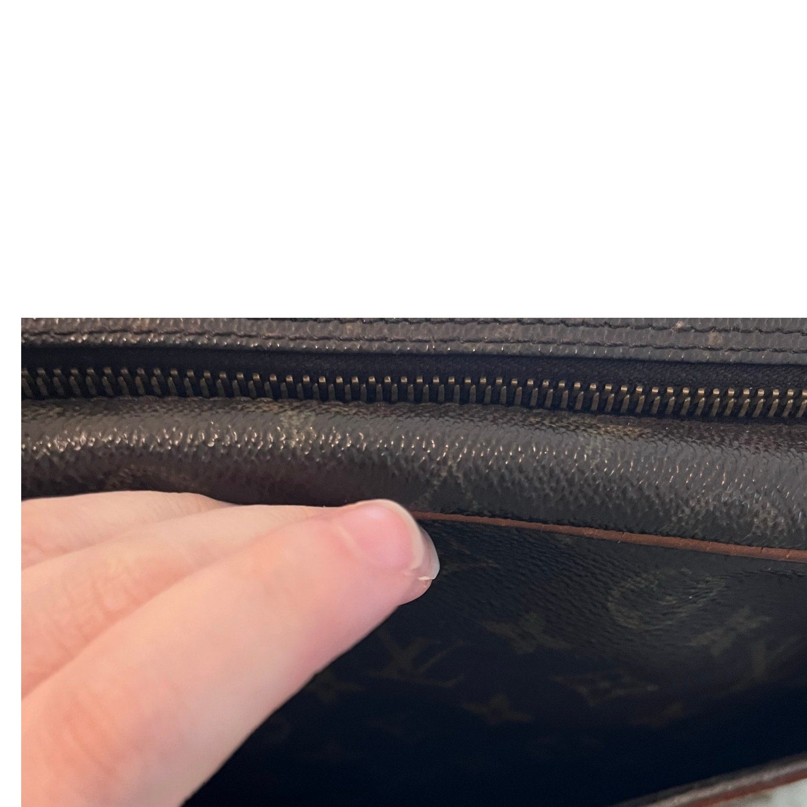 Louis Vuitton Trocadero Handbag Monogram Canvas 30