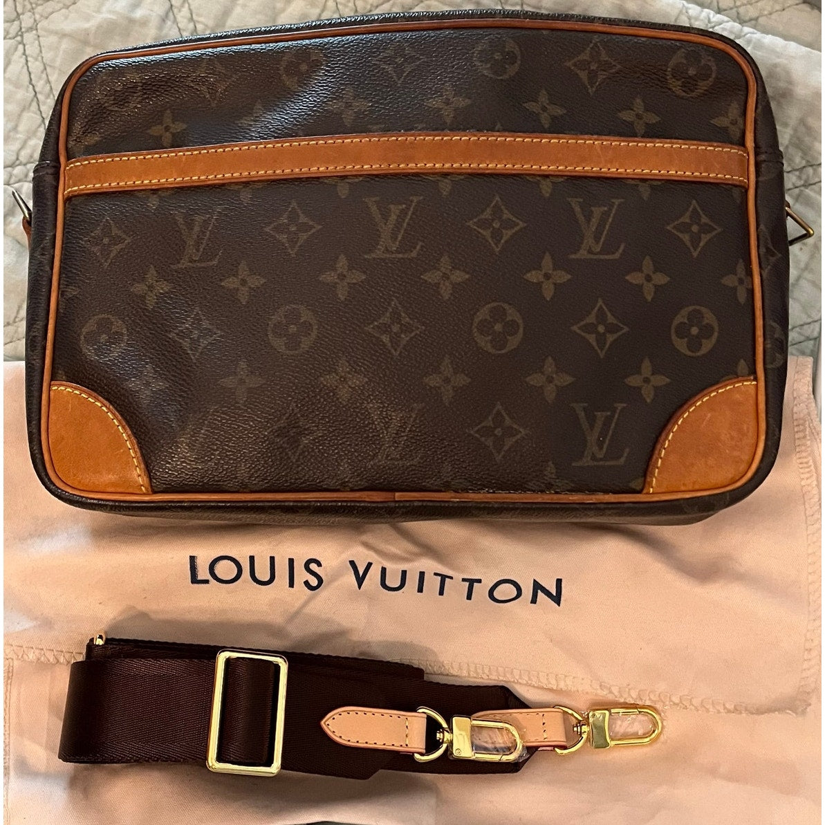 Louis Vuitton Trocadero Handbag Monogram Canvas 30